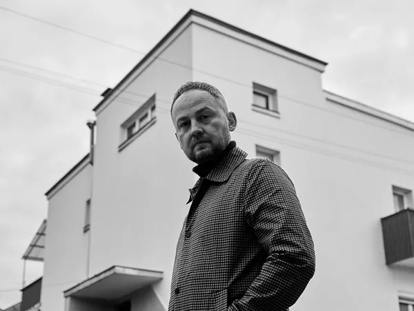 Тринадцять відвертих історій лучан про модерністські (не)пам’ятки Луцька (фото)
