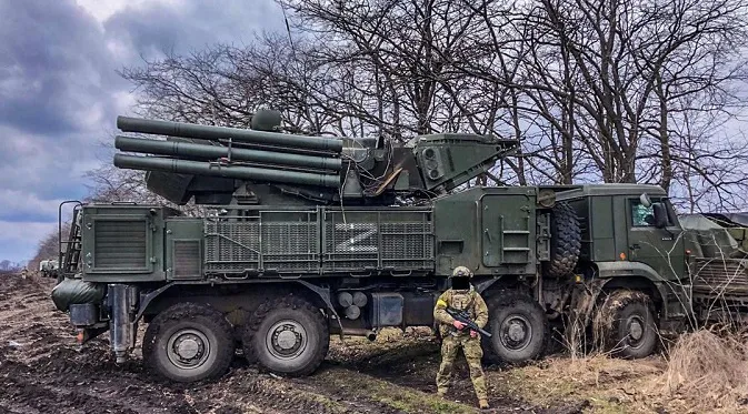 Українські бійці ССО захопили ворожий «Панцир-С1»