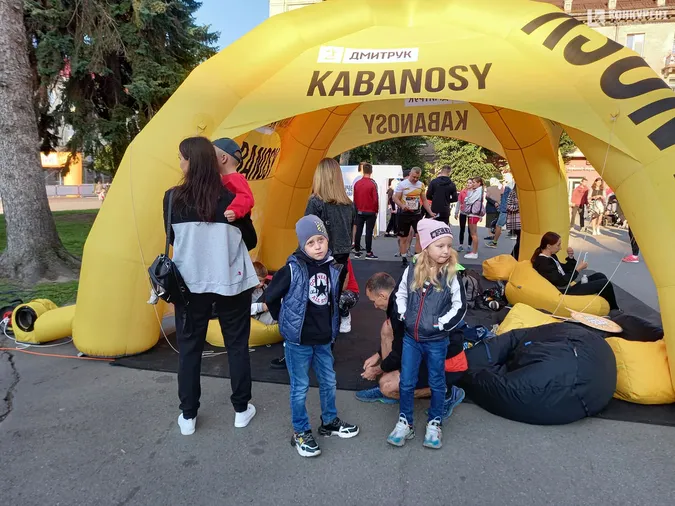 Як у Луцьку біжать «Лучеськ півмарафон 2021» (фото)