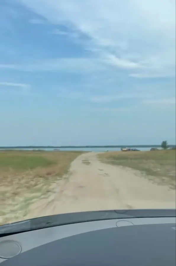 У серці волинського Полісся заховалося мальовниче озеро (відео)