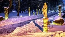 Кольори зимової ночі на світлинах луцького фотографа