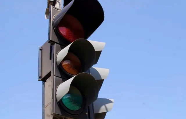 У Луцьку просять продовжити роботу світлофорів до півночі