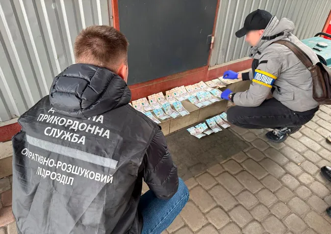 На Волині 20-річний рівнянин переправляв чоловіків за кордон (фото)