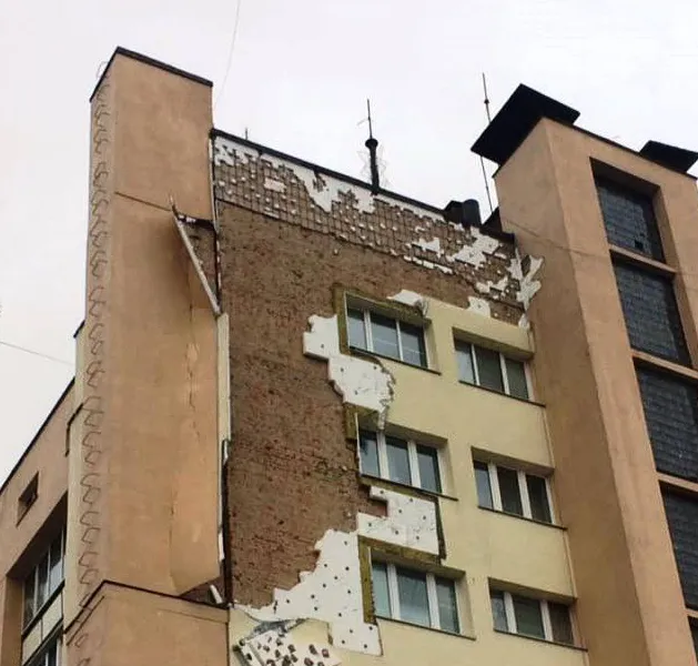 Фасад «Бім-Бому» відновить підрядник