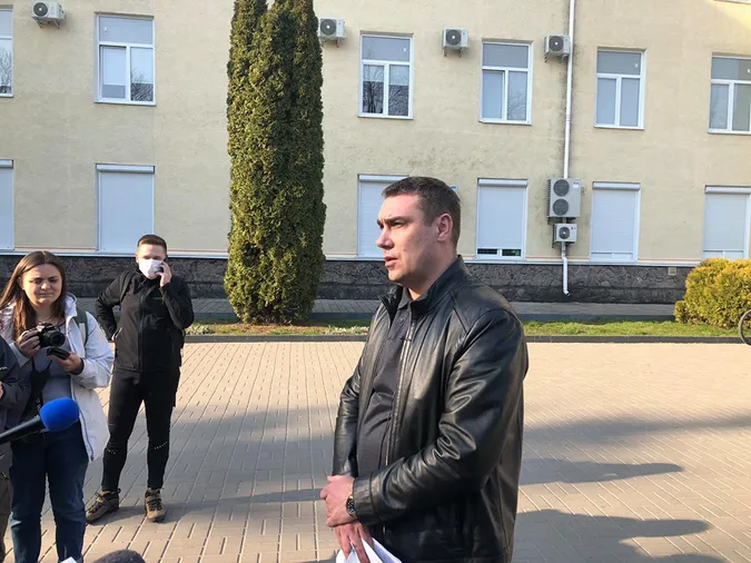 Не вдається забезпечити усім, – головлікар Волинської обласної лікарні про захист лікарів