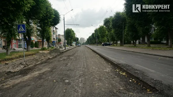 Каналізація, бордюри і поребрики: що зробили на проспекті Волі (фото, відео)