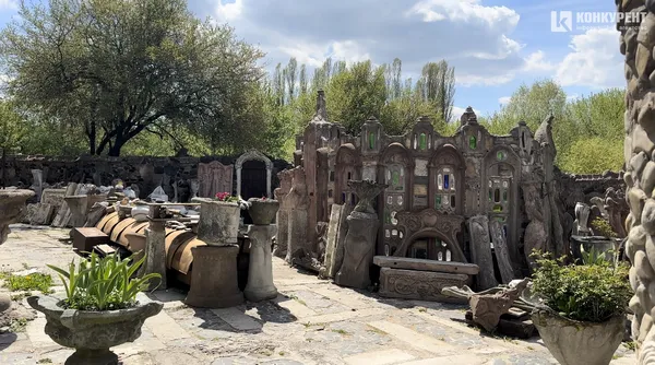 Сонце і котики: весна у будинку Голованя (фото)