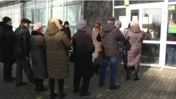 У Луцьку під відділом Пенсійного фонду – черги: у чому причина (відео)