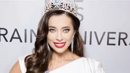 Учасниця проєкту Холостяк перемогла на Міс Україна Всесвіт 2021 (фото, відео)