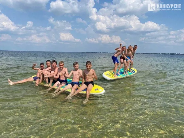 Прогулянка на річці Стир: у Луцьку починається сезон сплаву на sup-дошках (фото)