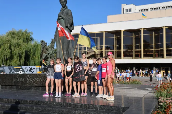 У Луцьку бігли в пам'ять про Героїв України (фото)
