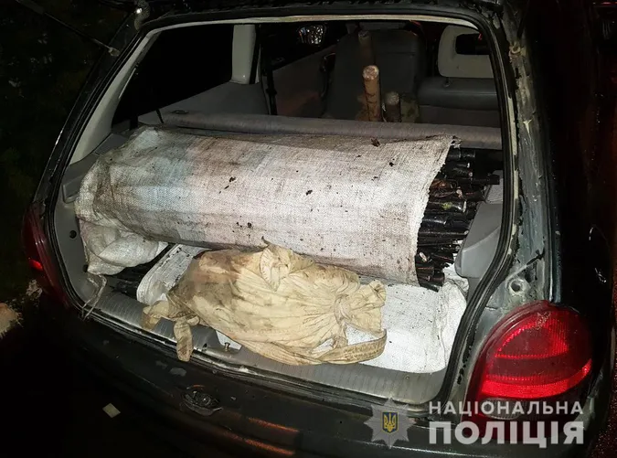 На Волині з підприємства вкрали три мішки мідного кабелю (фото)