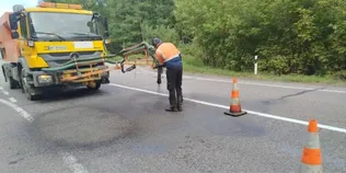 На Волині ремонтують трасу М-07 Київ – Ковель – Ягодин: латають ями та оновлюють розмітку (фото)