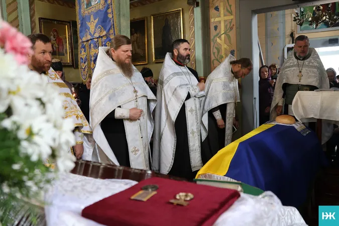 На Волині провели в останню дорогу Героя Володимира Ридчука (фото)