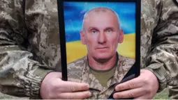 На Волині провели в останню путь воїна-прикордонника Олександра Варенцова