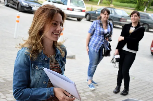 Щаслива власниця нового житла
