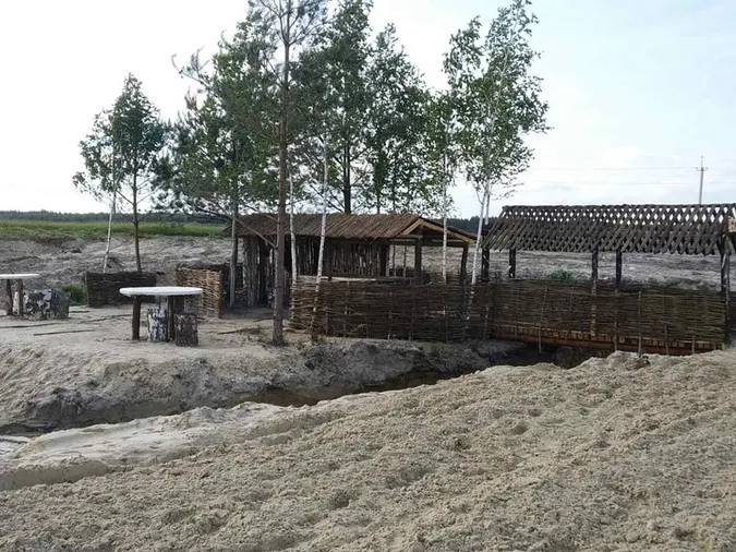 На Волині селяни облаштували зону відпочинку на місці смітника (фото)