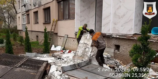 У Луцьку муніципали розібрали магазин, який ще не відкрився (фото)