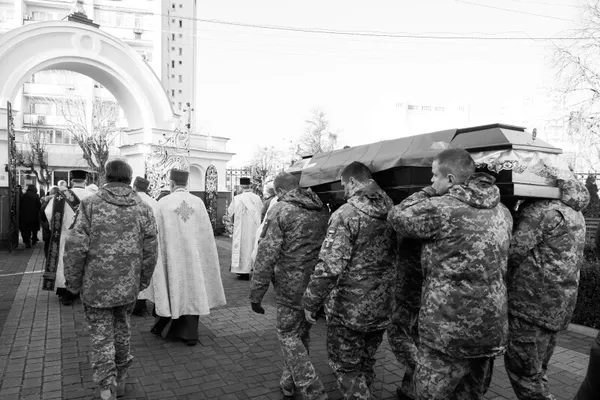 У Луцьку провели в останню дорогу загиблого Героя Андрія Гурного (фото, відео)