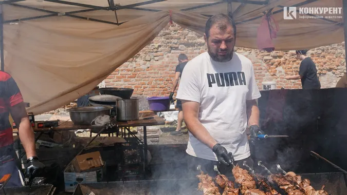 Яким був другий день фестивалю їжі в Луцьку (фото)