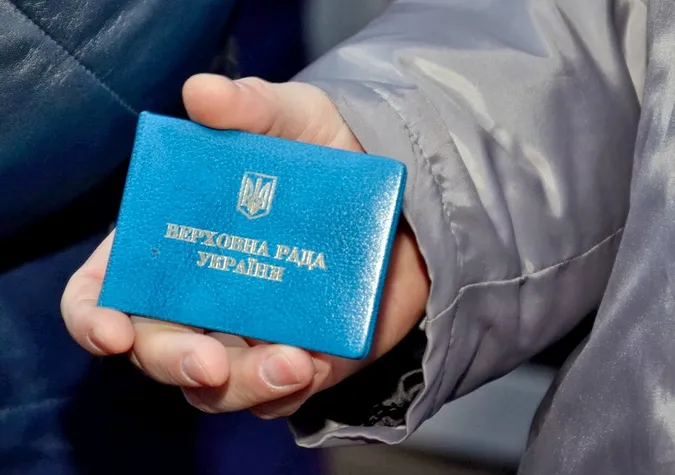 Користуйся депутатом правильно: підказки для виборців