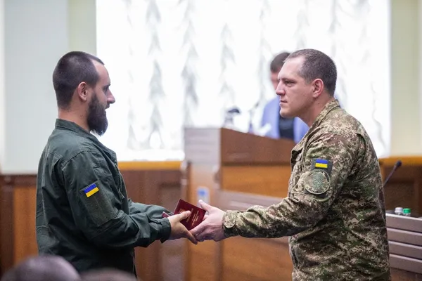 Командувач НГУ вручив нагороди Луцьким гвардійцям (фото)