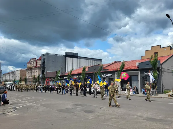 У Ковелі попрощалися з прикордонником Максимом Косюком (фото)