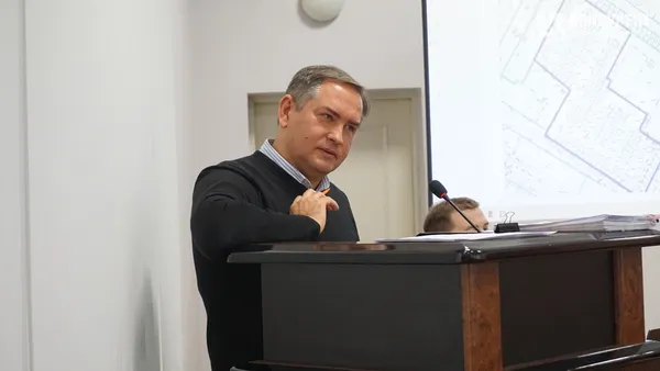 Веніамін Туз