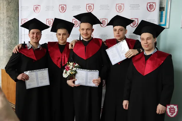 Дипломи магістрів отримали випускники ще шістьох факультетів ВНУ
