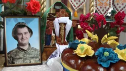 У Луцькому районі попрощалися із 22-річним бійцем Романом Карпюком (фото)