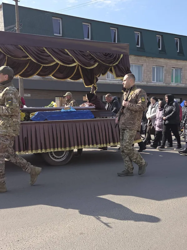 Серце зупинилося під час служби: на Волині попрощалися з воїном Сергієм Стеренчуком (фото)