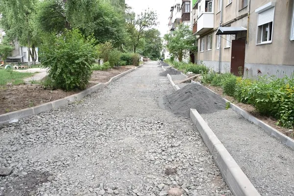 Як змінилися луцькі двори після ремонту (фото) 