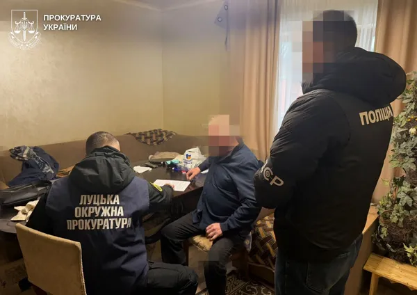 Волинські депутати розкрадали кошти для укриттів шкіл та ремонту лікарень (фото)