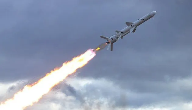 Миколаїв обстріляли ракетами, наслідки уточнюються