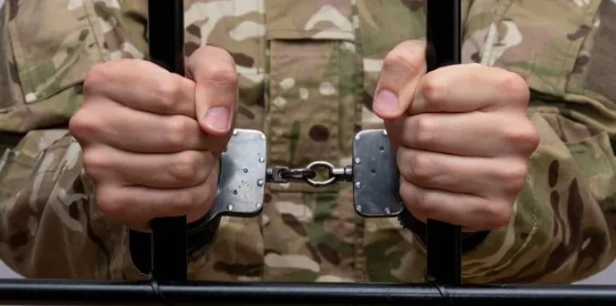 Обікрав пенсіонерів на 4,5 млн: у Луцьку суд відправив у в'язницю військового-рецидивіста
