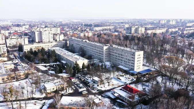 Показали, як змінюється приймальне відділення Луцької міської клінічної лікарні (фото)