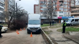 У Луцьку вантажівка наїхала на пенсіонерку