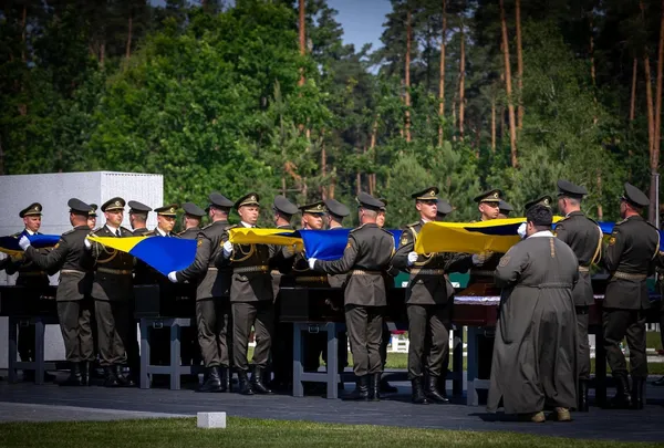 Пам'ять про кожного: Волинь долучилася до ініціативи поховання 12 невідомих захисників (фото)