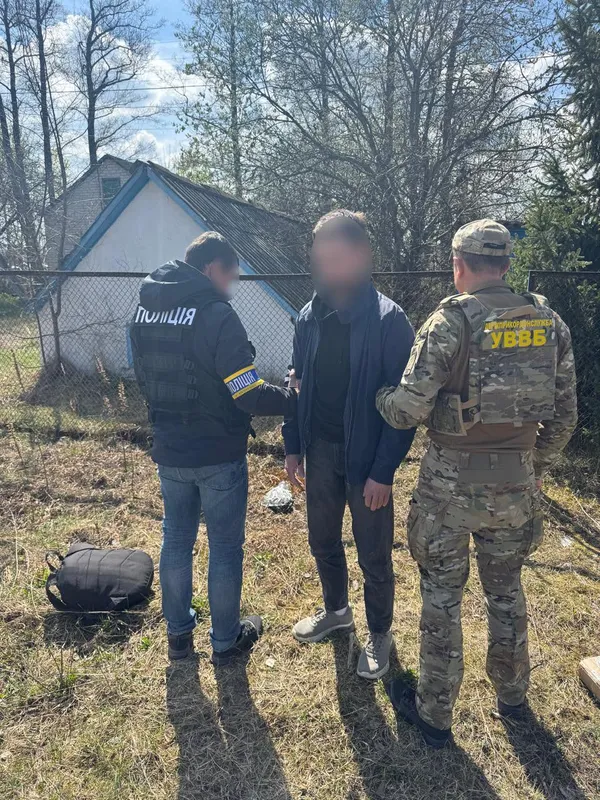 За $1000 – до білорусі: на Волині чоловік хотів підкупити прикордонника (фото)