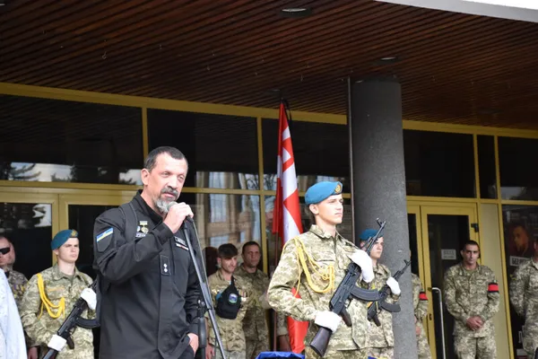 У Луцьку попрощалися з бійцем, який загинув на Сході п’ять років тому (фото)