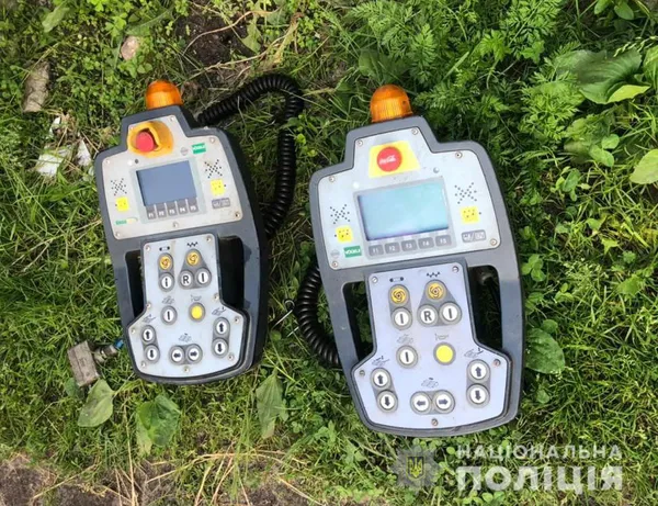 На Волині двоє братів пошкодили дорожню техніку і поцупили звідти майно (фото)