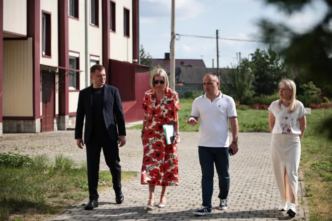 «Освіта – це довгострокова інвестиція в розвиток регіону»: у Волинському науковому ліцеї побували представники ОДА (фото)