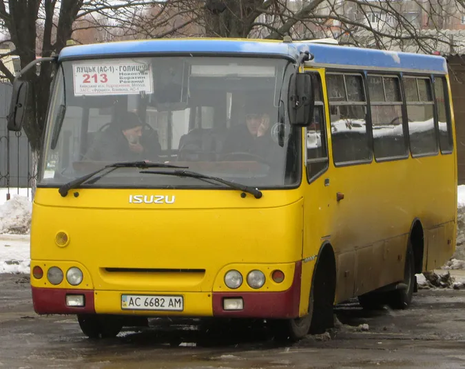 Із Луцька запустили нову приміську маршрутку