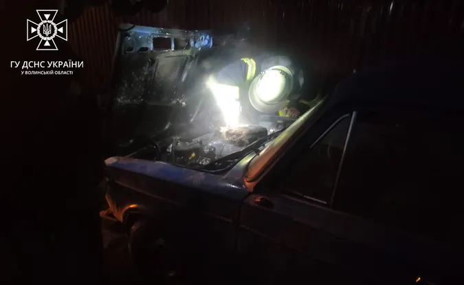 Три будинки й автомобіль: на Волині за добу ліквідували чотири пожежі