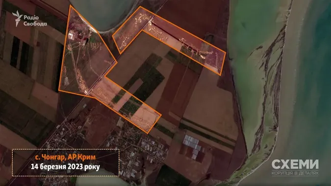 Готуються до наступу ЗСУ: росіяни в Криму будують захисні споруди (фото)