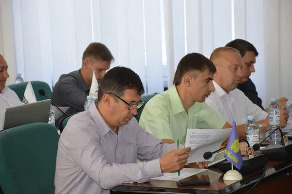 «Свободівці» вивчають порядок денний
