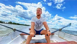 “Вода зашибісь”: тревел-блогери записали відео про Шацькі озера