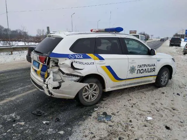 За п'ять з половиною років волинські патрульні потрапили в 53 аварії (фото)