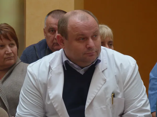 На даху волинської обласної лікарні встановили сонячну електростанцію (Фото)