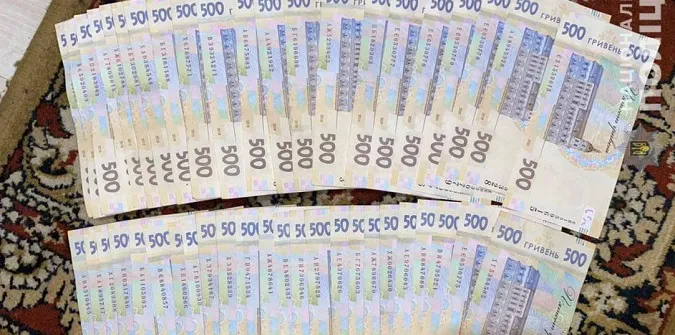 На Волині шахраї видурили у двох пенсіонерів близько 200 тисяч гривень (фото, відео)